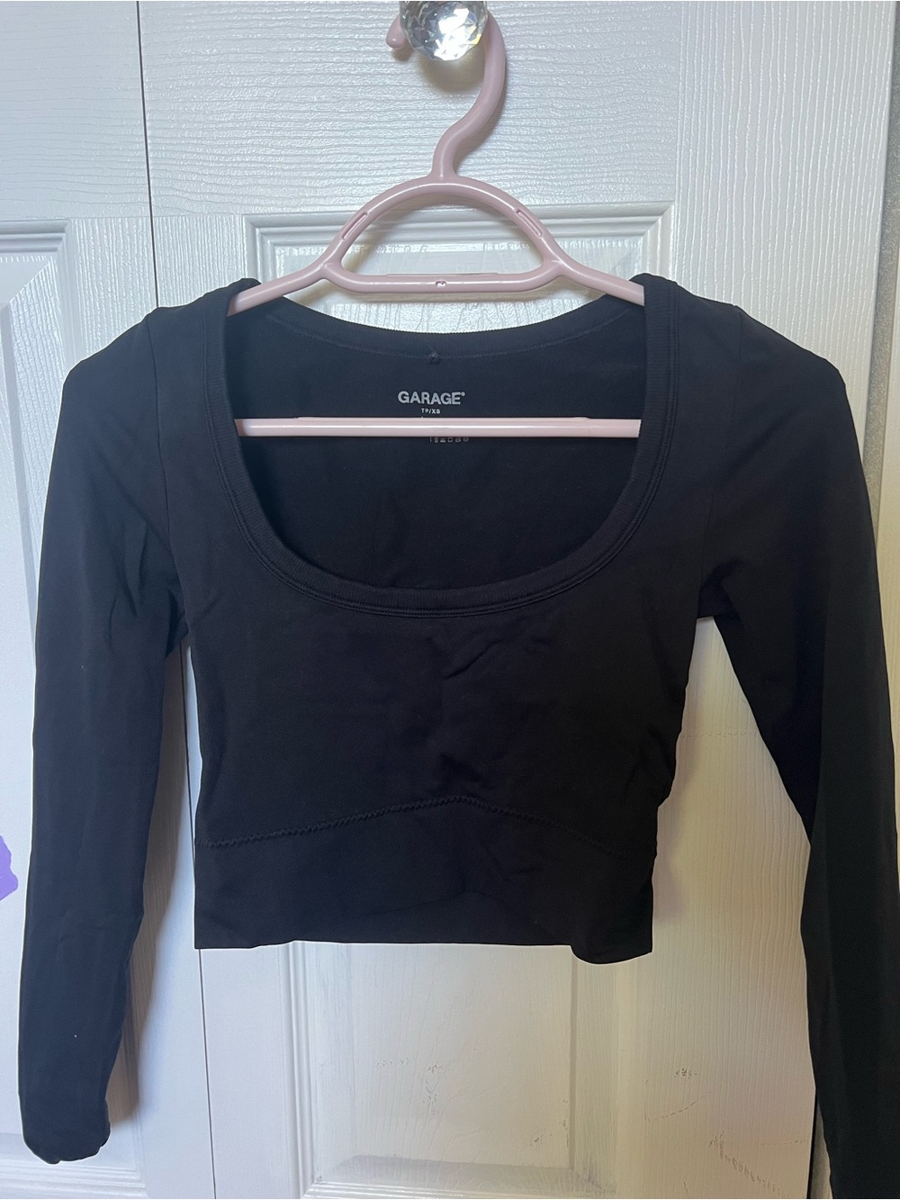 Garage black seamless long-sleeve